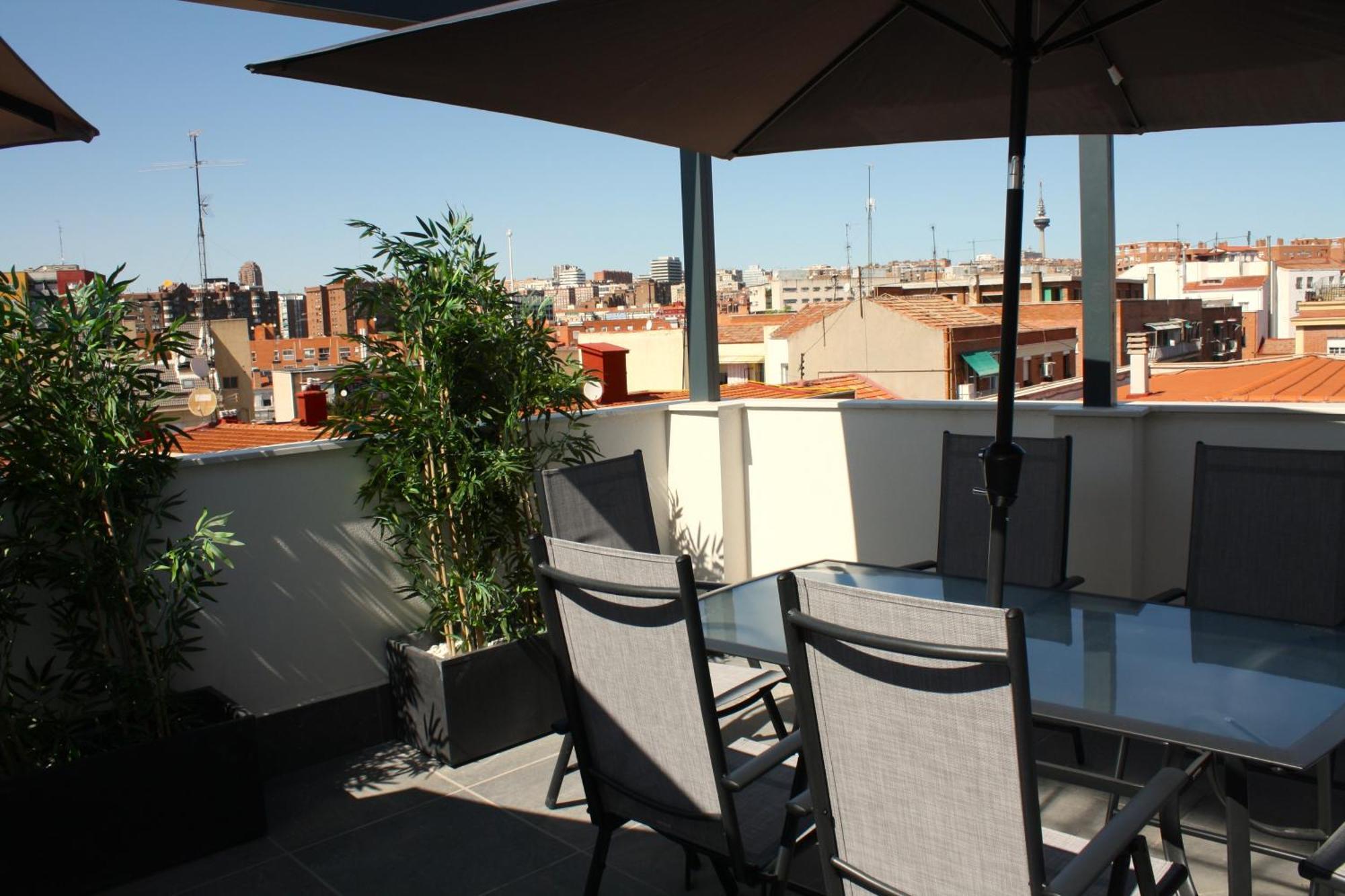 Madrid Urban Suites- Nuevo Apartahotel-7 Apartaments Boutique Full Equiped Exterior foto